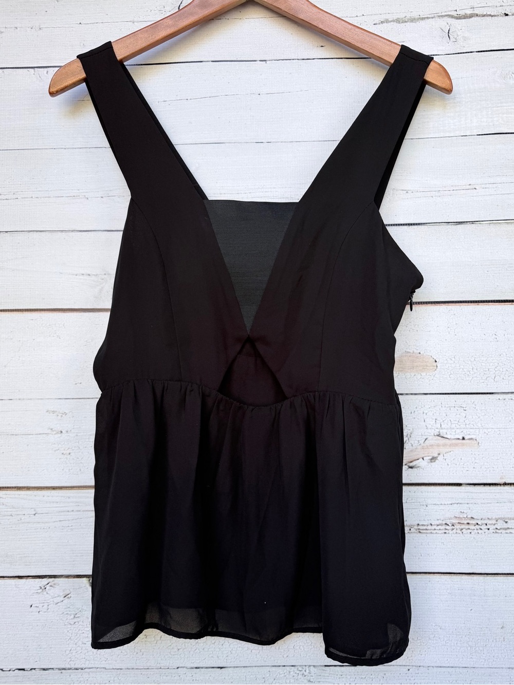 NWT Pants Store Tiered Ruffle Smocked High Neck Sleeveless Top Blouse - Small